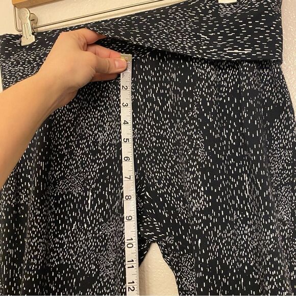 Fabletics high Hamilton Sweatpant Foldover Constellation Print Cropped Jogger-M - Picture 4 of 10